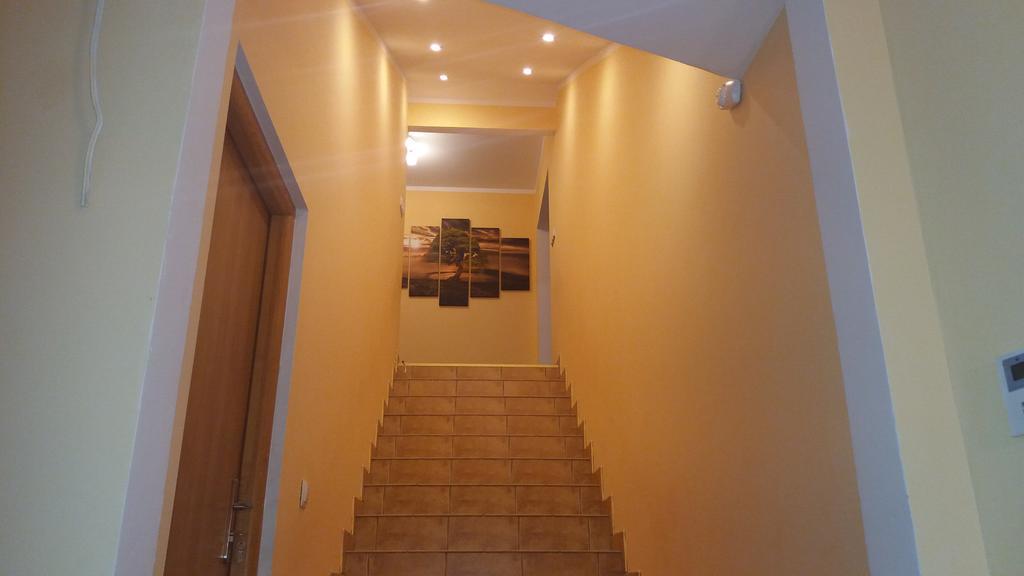 Noclegi Avoca Pyrzowice Exterior foto