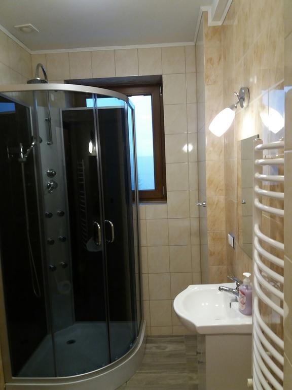 Noclegi Avoca Pyrzowice Exterior foto